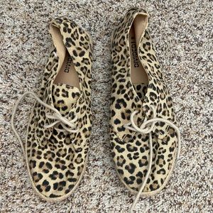 Leopard flats